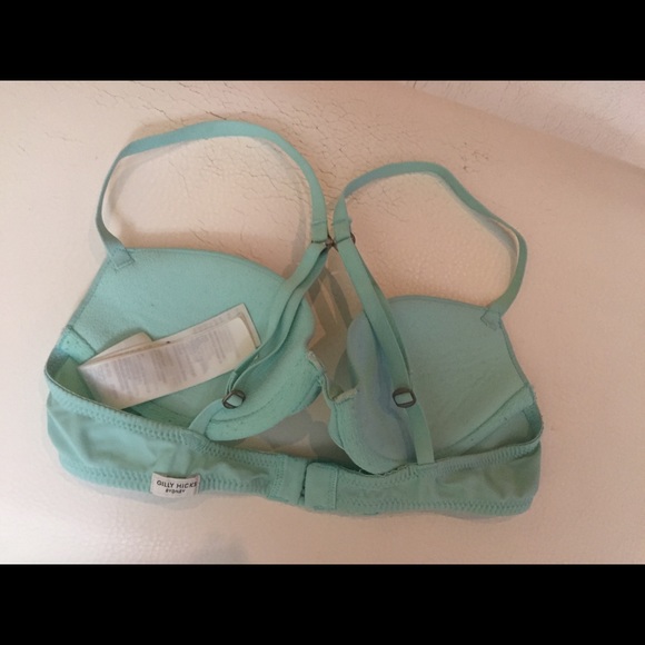 **SOLD**Gilly Hicks Demi Bra - Picture 6 of 6